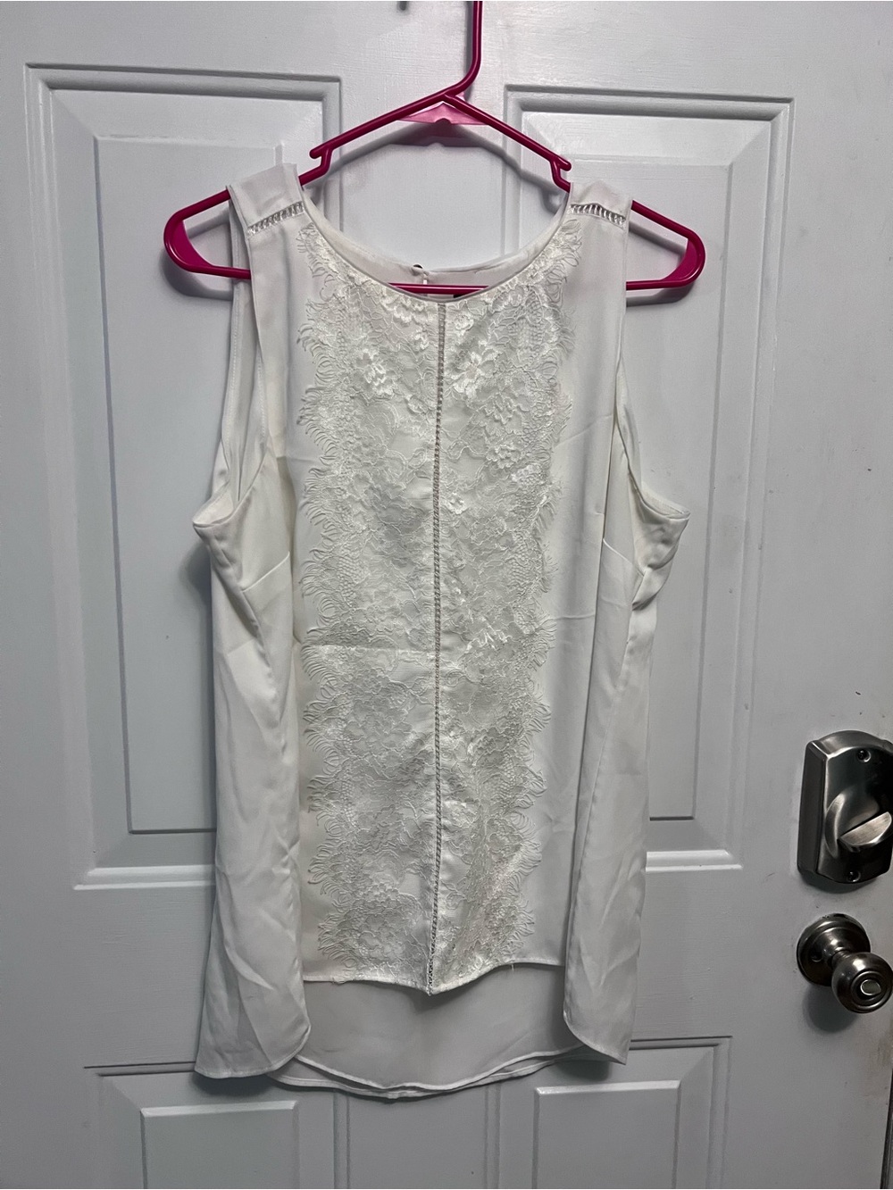 White House Black Market Women’s L White Lace Sheer Hem Sleeveless Top Floral